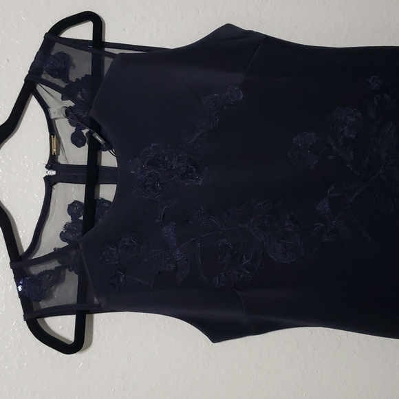 Nwt Tahari Dress, Color Navy Blue, Size 12 - Picture 3 of 14